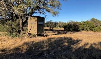 933 E Quarry Rd, London, TX 76854