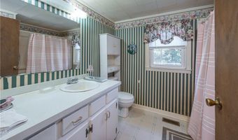 2907 Siversten Rd, Autryville, NC 28318