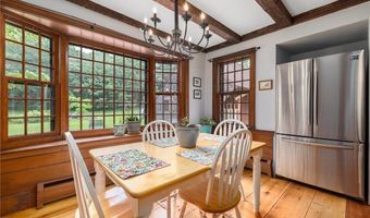 2381 Middle Rd, East Greenwich, RI 02818