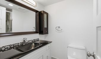 309 YOAKUM Pkwy 1002, Alexandria, VA 22304