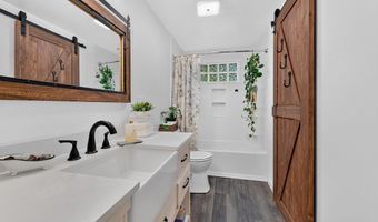 18 Vernon St, Ayer, MA 01432