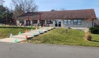 67 Twin Lake Rd, Albrightsville, PA 18210