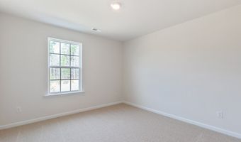 1040 Misty Creek Dr, Aberdeen, NC 28315