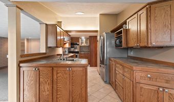 5531 LONG Ct, Appleton, WI 54914