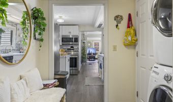 45 Sherwood Dr, Augusta, ME 04330