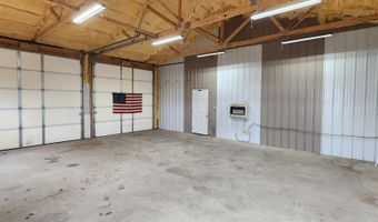 17529 St Highway U, Ava, MO 65608