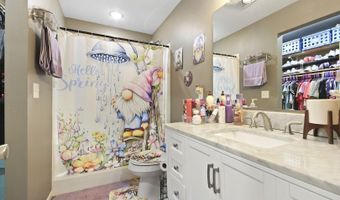 440 W Walnut St, Auxvasse, MO 65231