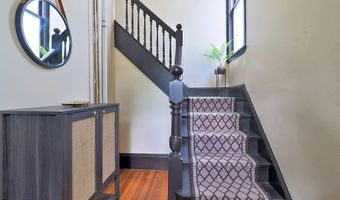 28 Manning Blvd 2, Albany, NY 12203