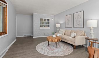 2213 N BENNETT St, Appleton, WI 54914