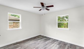 2223 Popps Ferry Rd, Biloxi, MS 39532