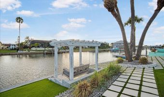 744 SPANISH MAIN Dr, Apollo Beach, FL 33572