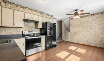 1055 Thomas Dr, Ashland, OH 44805