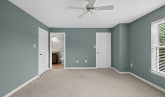 20604 CORNSTALK Ter 301, Ashburn, VA 20147