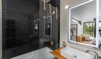 5980 Cherry Hill Rd, Ann Arbor, MI 48105