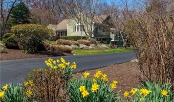 454 N Quidnessett Rd, North Kingstown, RI 02852