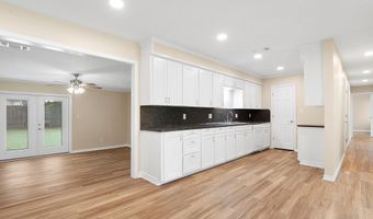 150 West St, Alto, TX 75925