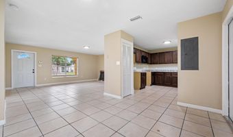 1017 SW Avenue I, Belle Glade, FL 33430