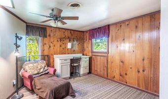 5609 Shady Ln, Anderson, CA 96007