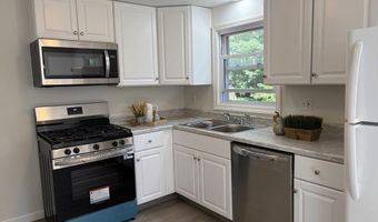 37 R Sheldon St 37R, Billerica, MA 01862