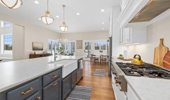 549 Morningstar Rd, Auburn, IN 46706