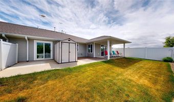 1987 Paradise Rd, Albert Lea, MN 56007