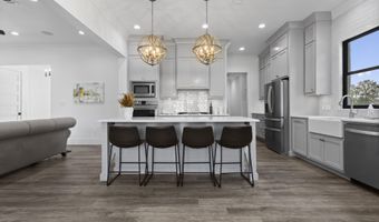 407 Goose Pointe Blvd, Biloxi, MS 39531
