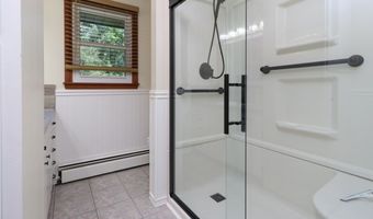411 Lakeshore Rd, Ashland, OH 44805