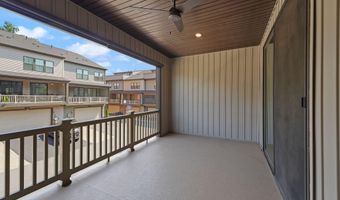 43400 APPLE ORCHARD Sq, Ashburn, VA 20148