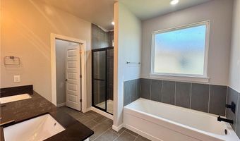 5911 SW Desert Ave, Bentonville, AR 72713