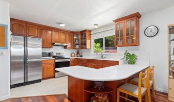 99-060 Nalopaka Pl, Aiea, HI 96701