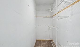 21 Glen Meadows Rd, Arden, NC 28704