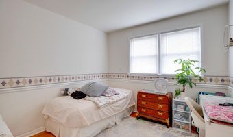 7108 LANIER St, Annandale, VA 22003