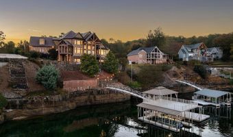 99 BLUFF POINTE Dr, Arley, AL 35541