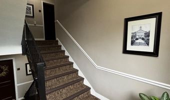 820 S WASHINGTON St 226, Alexandria, VA 22314