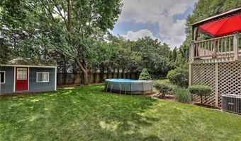 135 Foote St, Barrington, RI 02806
