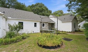 906 Cedar Ct, Aberdeen, NC 28315