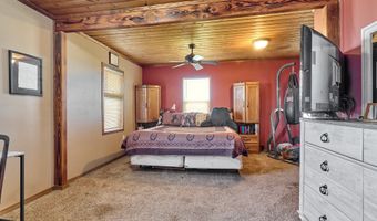 10093 Wiseacre Ln, Aurora, OR 97002