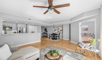 1020 N HIGHLAND St 524, Arlington, VA 22201