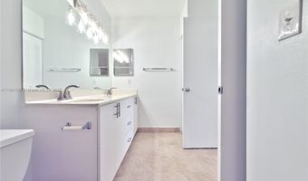 3300 NE 192nd St 118, Aventura, FL 33180
