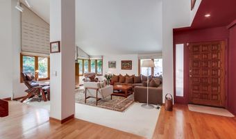 1015 Via Mil Cumbres, Solana Beach, CA 92075