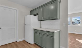 64 Georgetown Blvd, Barnegat, NJ 08005