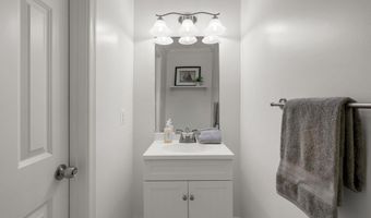 925 DECATUR St NW, Washington, DC 20011