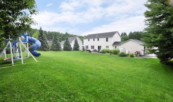34 Chippenwood Ln, Bristol, CT 06010