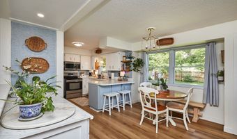 1506 S 14th St, Adel, IA 50003