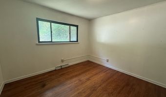 6 Riverview Dr, Athens, OH 45701