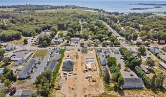 151 153 East Main St 11, Clinton, CT 06413