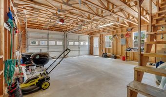 85 Bedford St, Bath, ME 04530