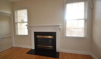 105 BOLTON Ct 156, Ambler, PA 19002