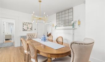 17 Old Beach Rd, Newport, RI 02840