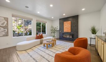 827 W Heritage Oak Ct, Altadena, CA 91001